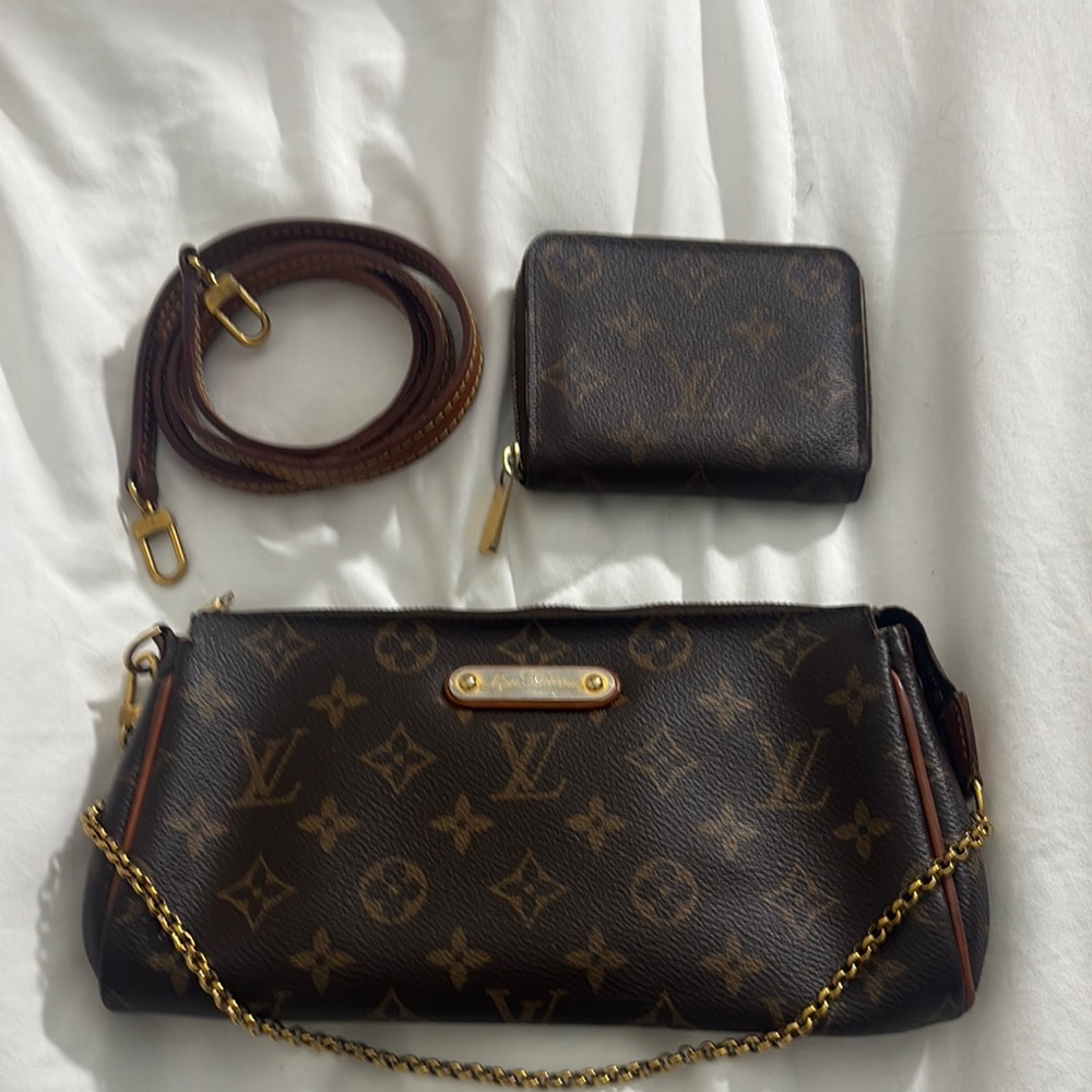 Louis Vuitton Brown Crossbody Bag with Monogram Canvas